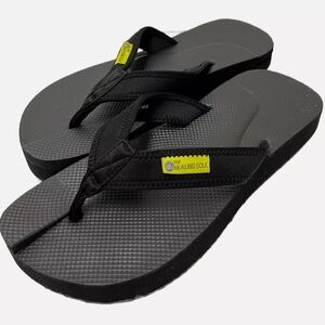 (S2)‎ The Healing Sole- Black For Plantar Fasciitis
Men's Size 12.5 Flip Flops